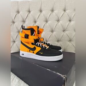 NIB Nike SF Air Force 1 High 'Laser Orange men 11.5